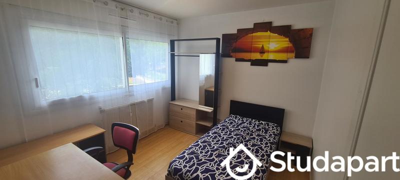 Chambre - 10 m² - 1 pièce