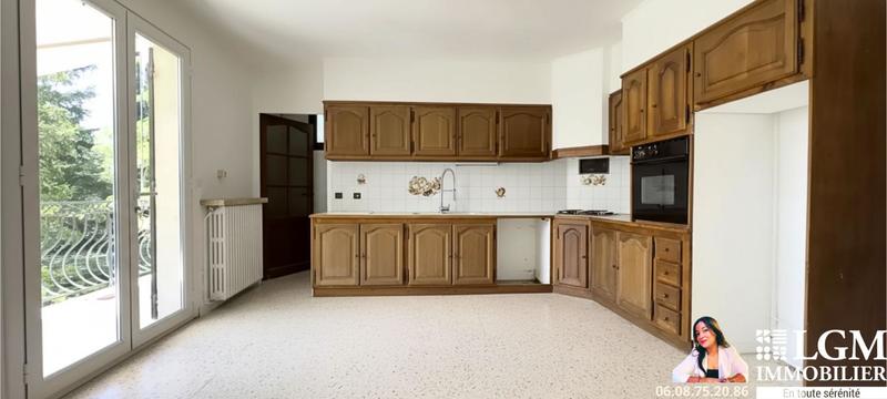 Maison - 190 m² - 10 pièces