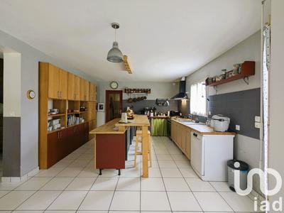 Maison - 193 m² - 8 pièces