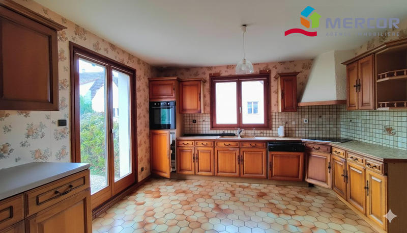 Maison - 92 m² - 4 pièces