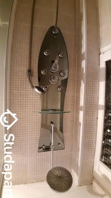 Chambre - 15 m² - 1 pièce