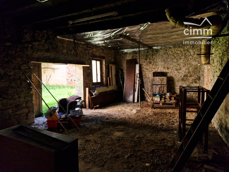 Maison - 217 m² - 7 pièces