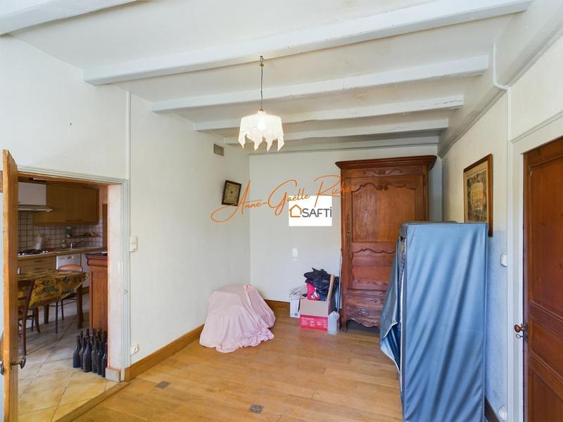 Maison - 260 m² - 12 pièces