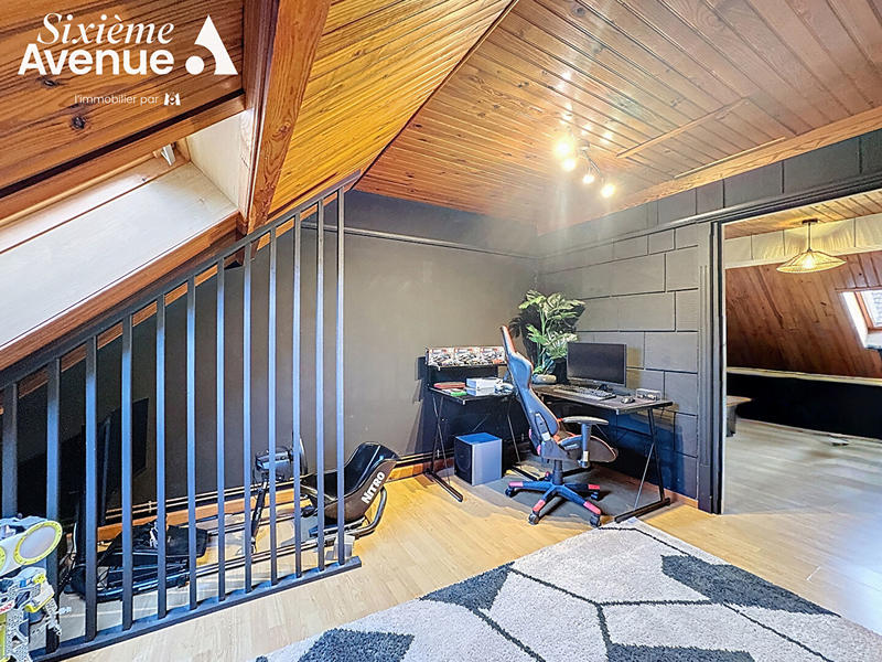 Maison - 92 m² - 4 pièces