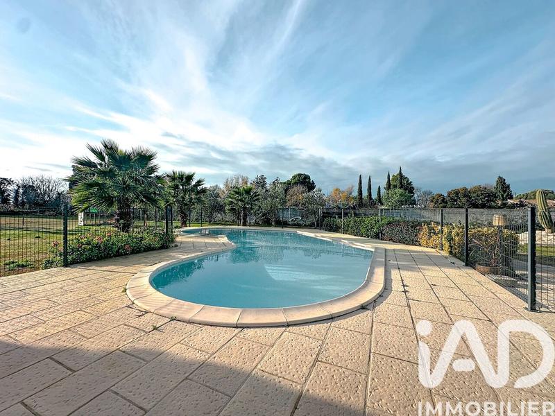 Maison - 206 m² - 6 pièces