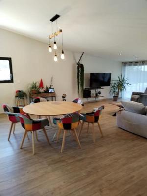 Maison - 140 m² - 6 pièces