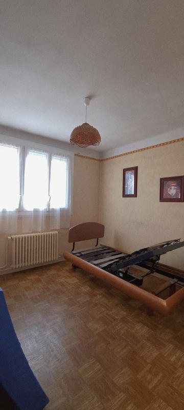 Maison - 92 m² - 4 pièces