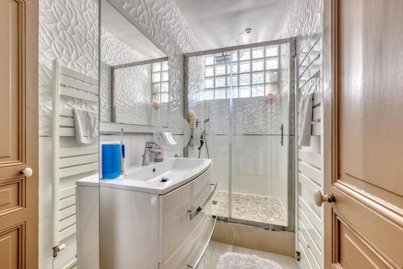 Appartement - 79 m² - 4 pièces