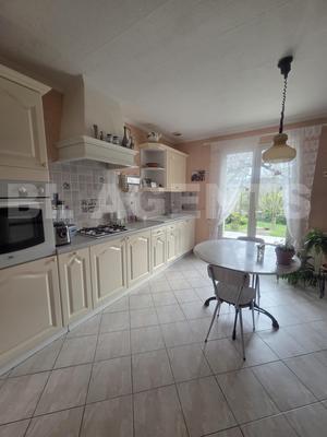 Maison traditionnelle - 113 m² - 5 pièces