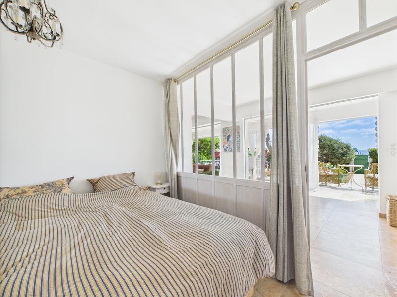 Appartement - 160 m² - 4 pièces