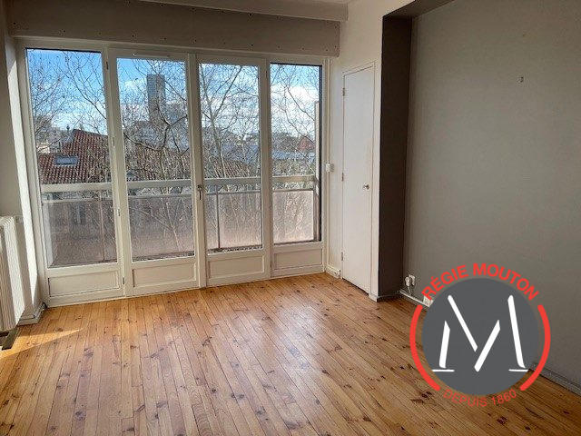 Appartement - 102 m² - 5 pièces