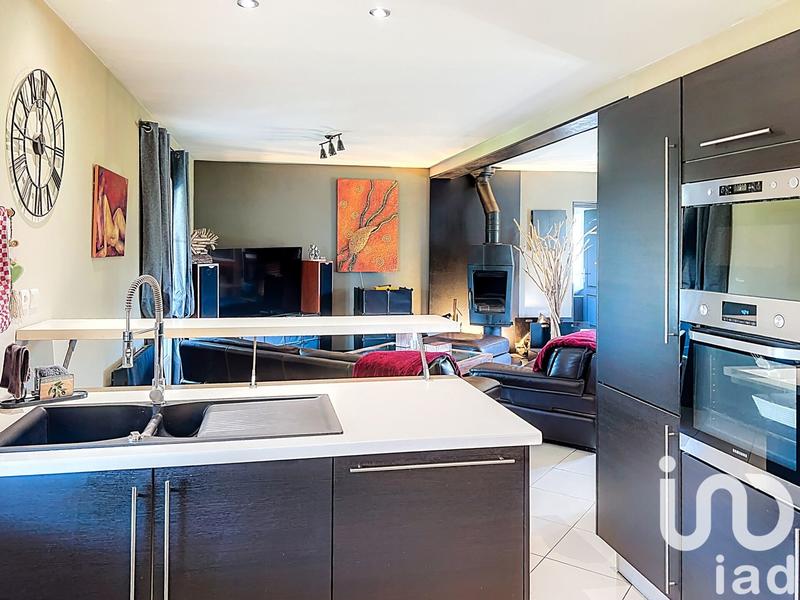 Maison - 202 m² - 8 pièces