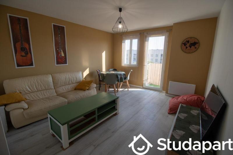 Chambre - 10 m² - 1 pièce