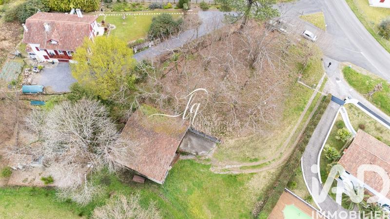 Terrain - 14 831 m²