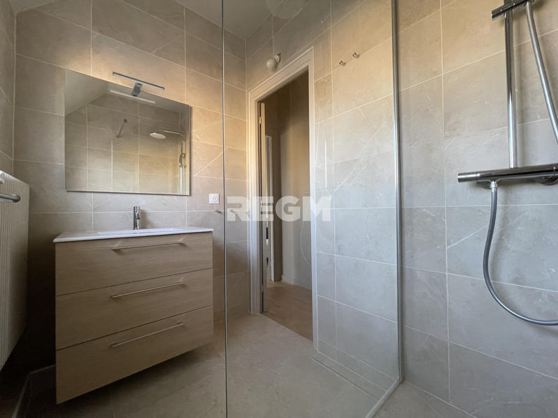 Appartement - 94 m² - 3 pièces