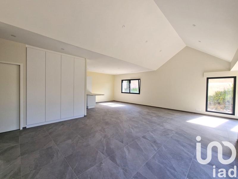 Maison - 122 m² - 4 pièces