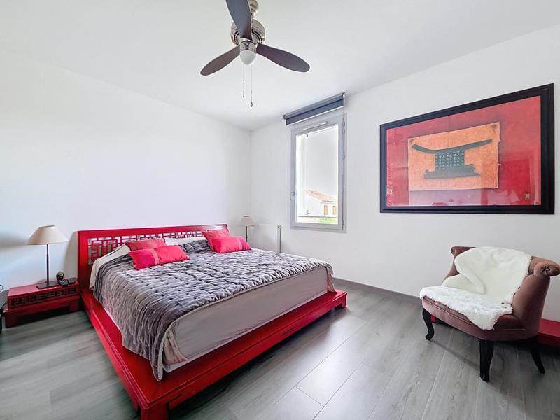 Maison - 102 m² - 5 pièces