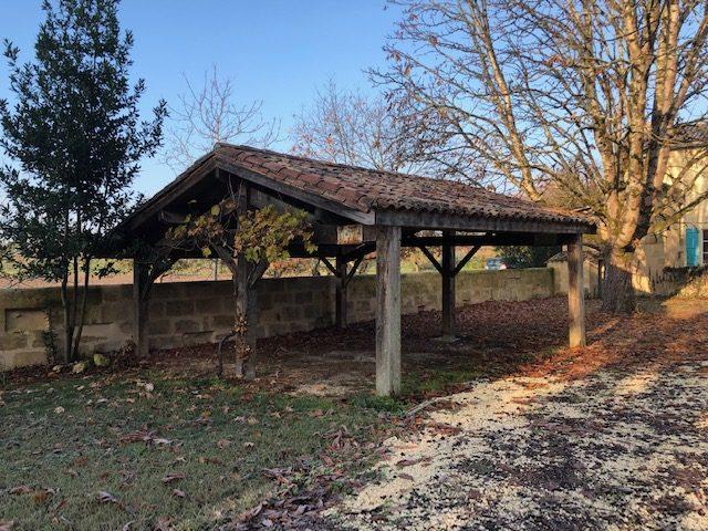 Maison - 240 m² - 6 pièces