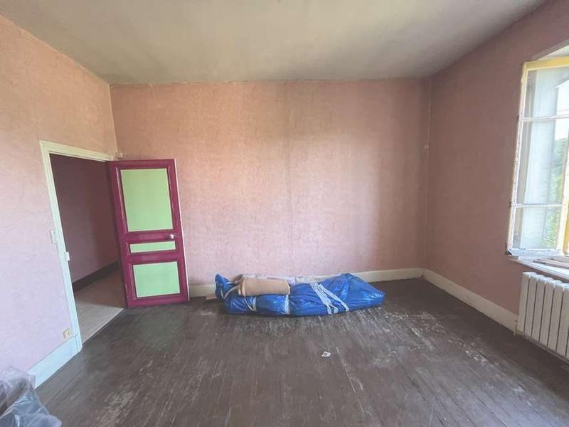 Maison - 92 m² - 8 pièces