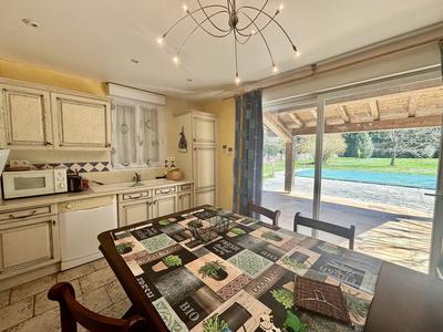 Villa - 365 m² - 11 pièces