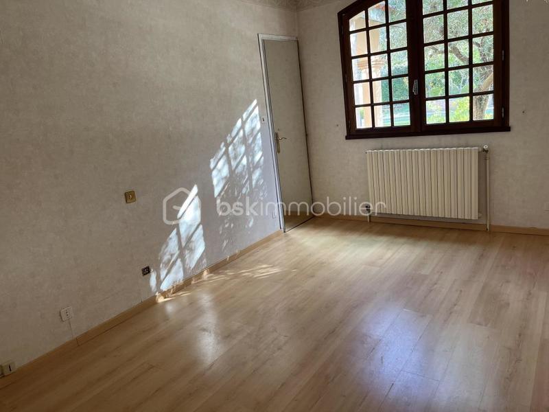 Maison - 189 m² - 7 pièces