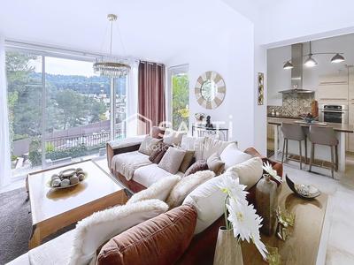 Maison - 127 m² - 5 pièces