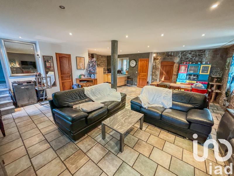 Maison - 195 m² - 8 pièces