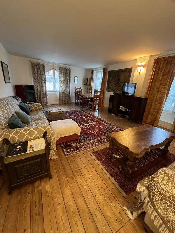 Maison - 240 m² - 10 pièces