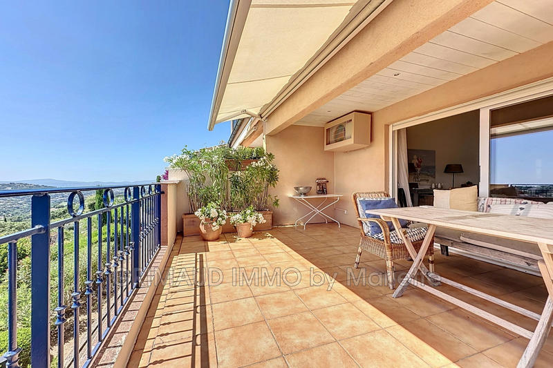 Appartement - 106 m² - 5 pièces