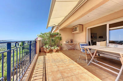 Appartement - 106 m² - 5 pièces