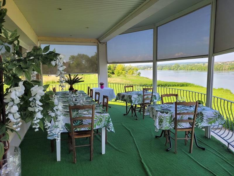 Fonds de commerce - Local commercial - 360 m²