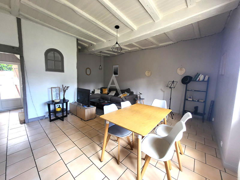 Maison - 138 m² - 7 pièces