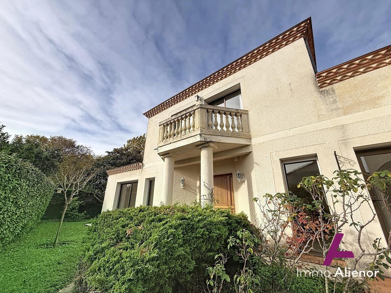 Maison - 171 m² - 5 pièces