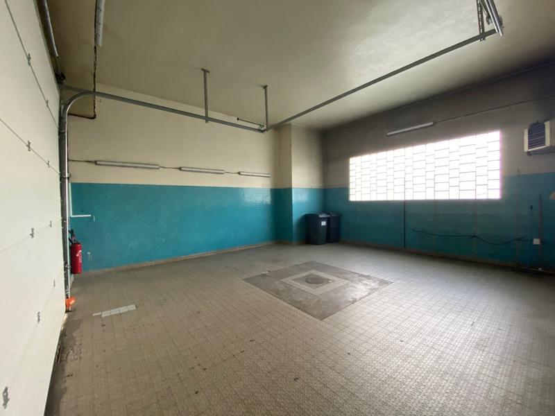 Local d'activités - 92 m²