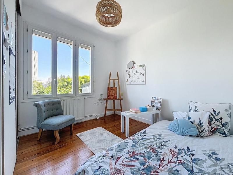 Maison - 197 m² - 6 pièces