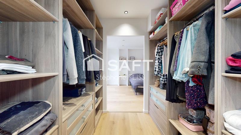 Maison - 153 m² - 8 pièces