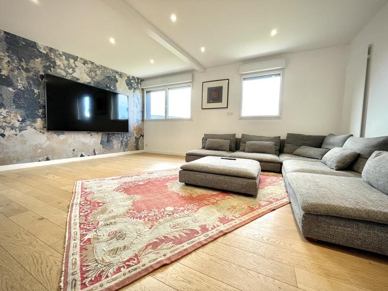 Local d'activités - 286 m²