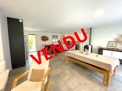 Maison - 109 m² - 4 pièces
