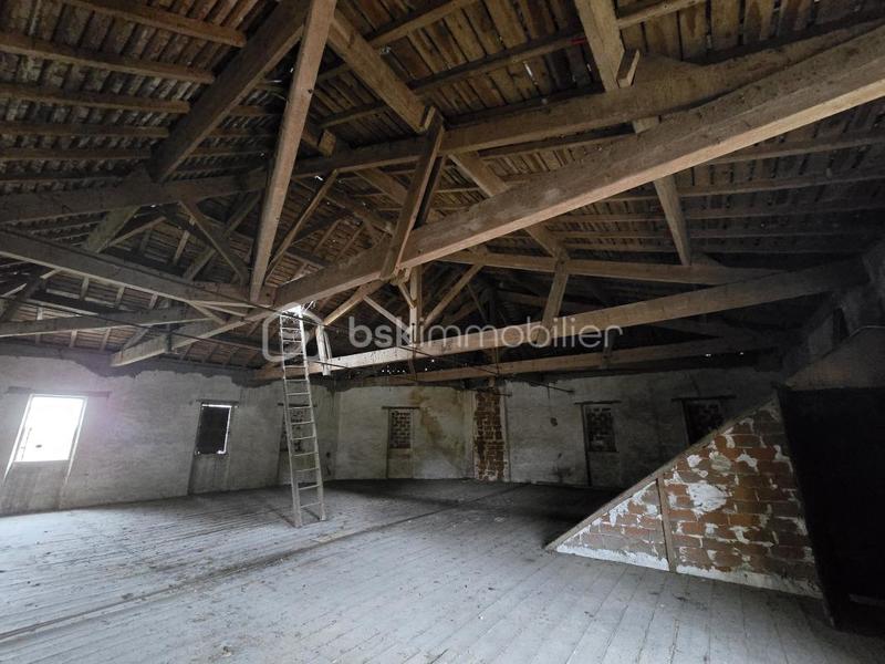 Maison - 400 m² - 6 pièces