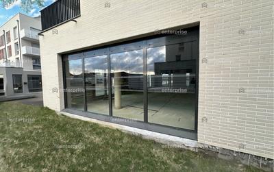 Local commercial - 114 m²