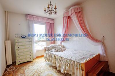 Appartement - 90 m² - 5 pièces