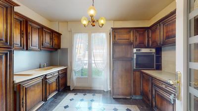 Appartement - 92 m² - 5 pièces