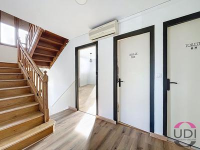 Maison - 123 m² - 7 pièces