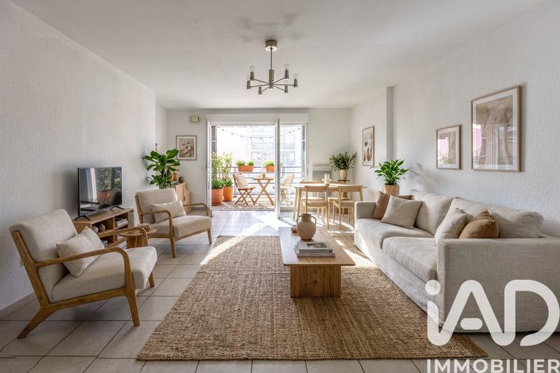 Appartement - 81 m² - 4 pièces