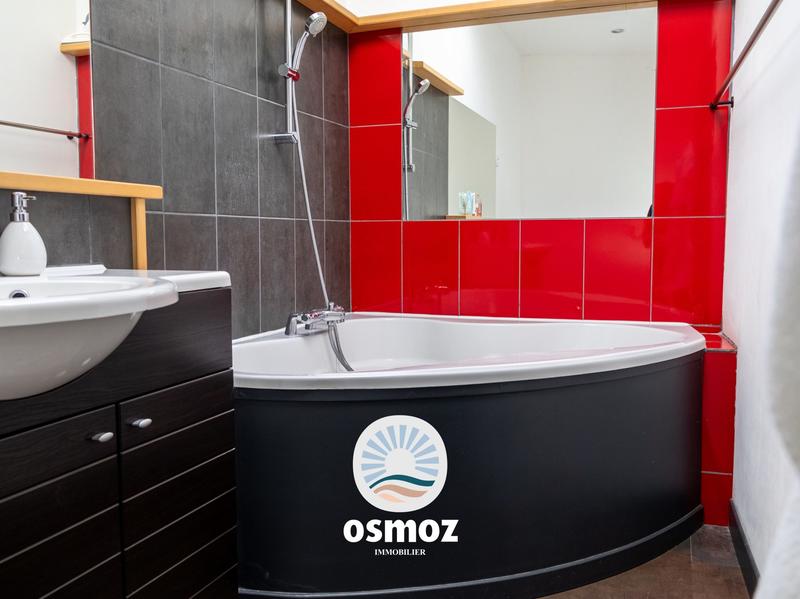 Maison traditionnelle - 108 m² - 3 pièces