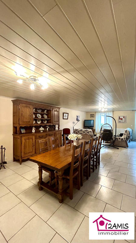 Maison - 193 m² - 8 pièces