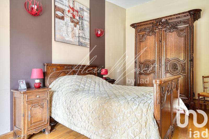 Maison - 184 m² - 7 pièces