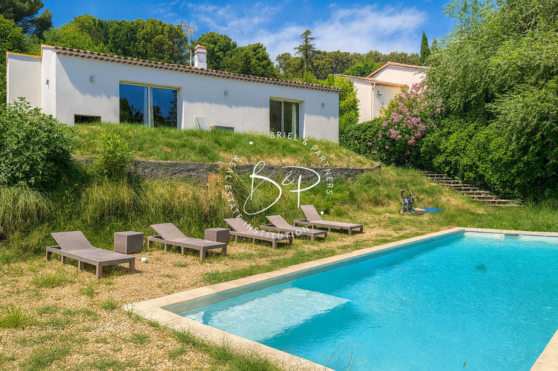 Maison - 82 m² - 4 pièces