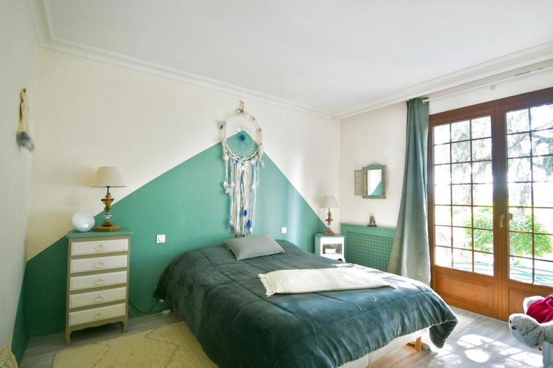 Maison - 186 m² - 7 pièces