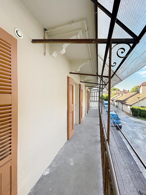 Appartement - 77 m² - 3 pièces